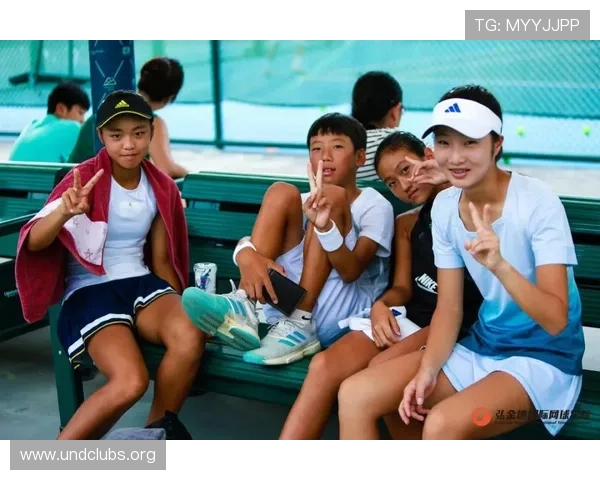 凯发体育网球:青少年网球培训课程与成长指导全解析 凯发体育网球:青少年网球培训课程与成长指导全解析